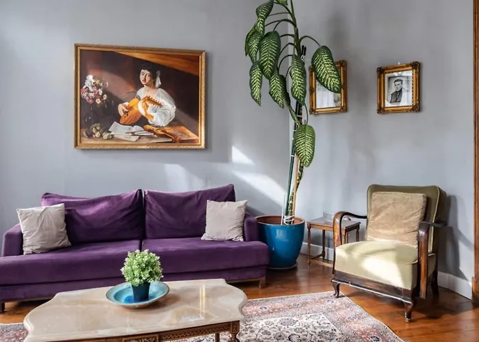 Grand Historic 3bd2bath Galata Tower Pad! #408 * Isztambul