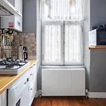 Grand Historic 3bd2bath Galata Tower Pad! #408