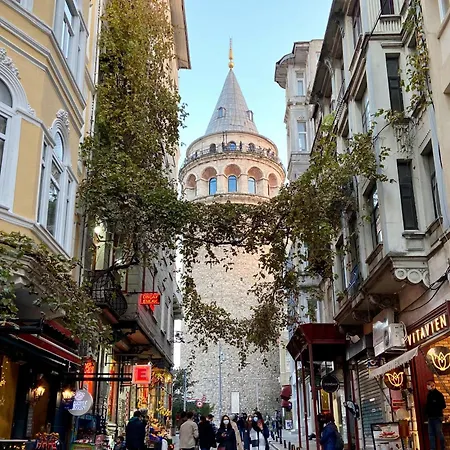 Apartman Grand Historic 3bd2bath Galata Tower Pad! #408 *