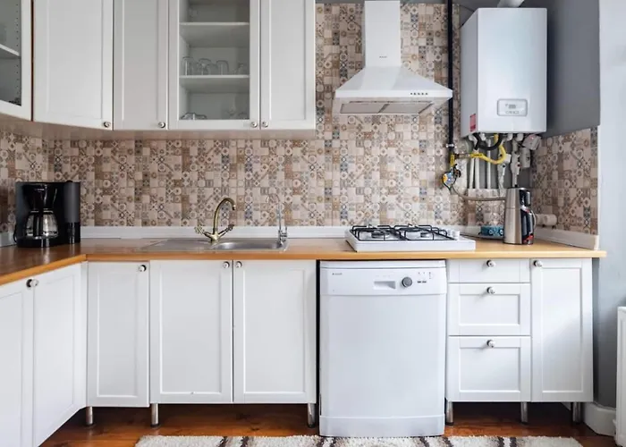 Apartment Grand Historic 3bd2bath Galata Tower Pad! #408 Istanbul