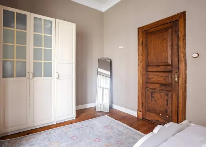 Apartamento Grand Historic 3bd2bath Galata Tower Pad! #408 Istambul