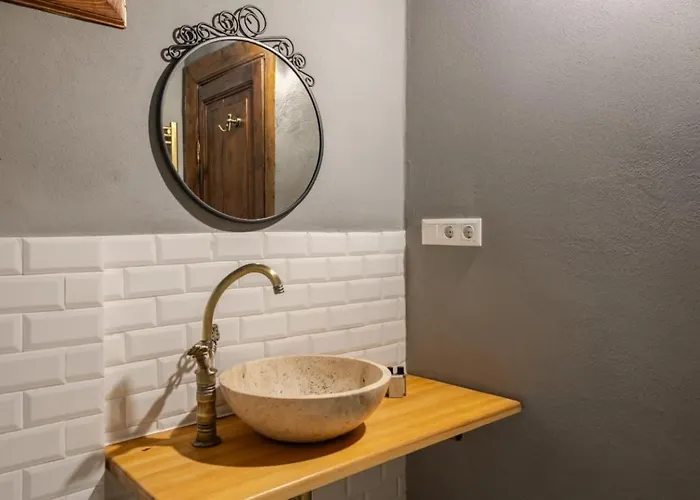 Grand Historic 3bd2bath Galata Tower Pad! #408 Apartment